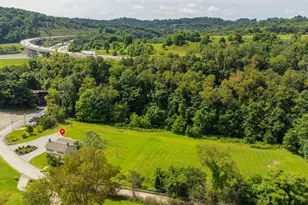 690 Lakeview Dr, South Strabane, PA 15301 - Photo 40