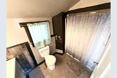 92 Euclid Ave, Sharon, PA 16146 - Photo 6