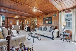 609 S 9th St, Sharpsville, PA 16150 - Photo 4