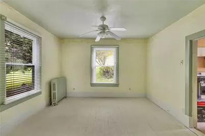 1262 Hancock Avenue, Vandergrift, PA 15690 - Photo 6
