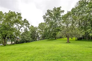 1262 Hancock Ave, Vandergrift, PA 15690 - Photo 32