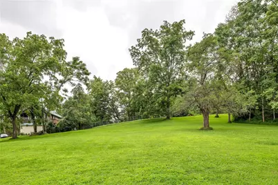1262 Hancock Avenue, Vandergrift, PA 15690 - Photo 28