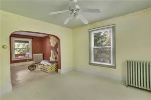 1262 Hancock Ave, Vandergrift, PA 15690 - Photo 12