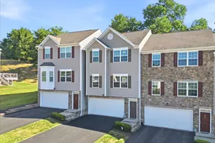 608 Freedom Dr, Collier Township, PA 15106 - Photo 2