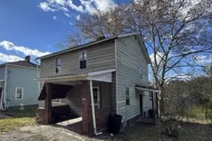 5042 Delehanty St, Pittsburgh, PA 15207 - Photo 2