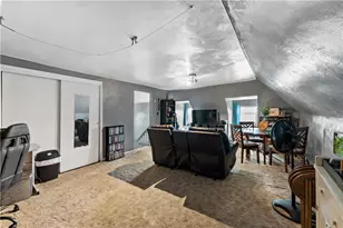 102 Stewart Ave, Pittsburgh, PA 15227 - Photo 16
