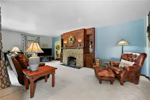 808 Catalpa St, New Kensington, PA 15068 - Photo 2