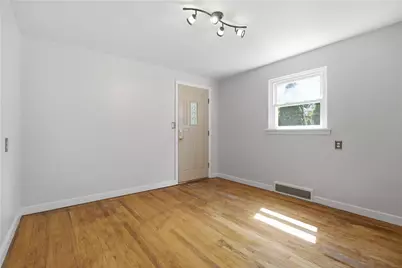 906 Lebanon Ave, Pittsburgh, PA 15234 - Photo 6