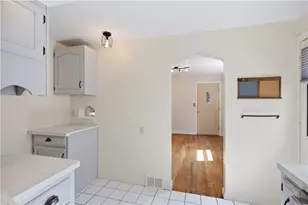 906 Lebanon Ave, Pittsburgh, PA 15234 - Photo 10
