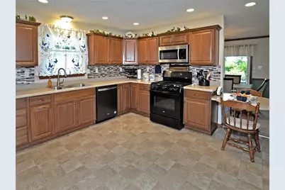 20 Patriot Ct, Pittsburgh, PA 15239 - Photo 8