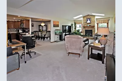 20 Patriot Ct, Pittsburgh, PA 15239 - Photo 4