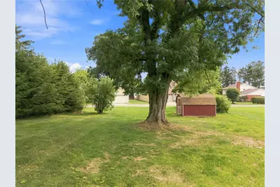 147 Wayne St, Lower Burrell, PA 15068 - Photo 24