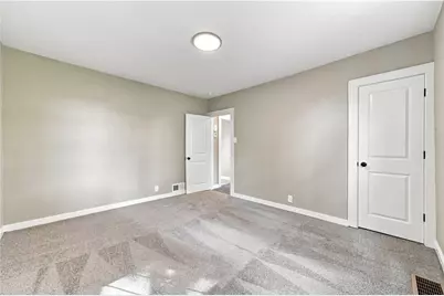 147 Wayne St, Lower Burrell, PA 15068 - Photo 12
