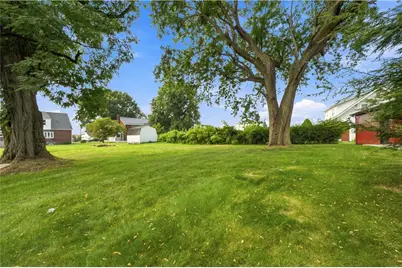 147 Wayne St, Lower Burrell, PA 15068 - Photo 24