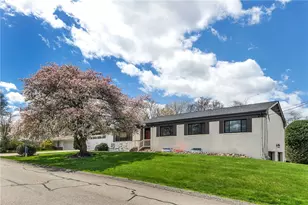 3470 MacArthur Dr, Murrysville, PA 15668 - Photo 4