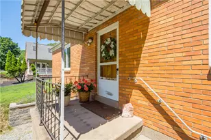 10168 Rinaman, Pittsburgh, PA 15090 - Photo 2