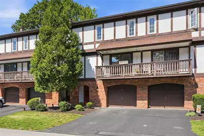 313 Woodbridge Drive, Ross Twp, PA 15237 - Photo 2