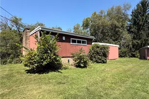 555 Bradys Ridge Rd, Brighton Township, PA 15009 - Photo 4
