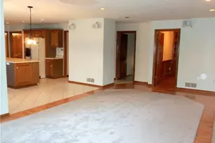 126 Surrey Dr, North Strabane, PA 15317 - Photo 10