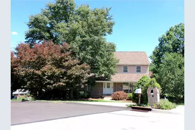 126 Surrey Drive, North Strabane, PA 15317 - Photo 2