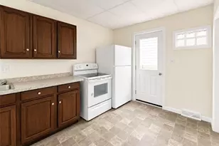 206 3rd St, Freeport, PA 16229 - Photo 4