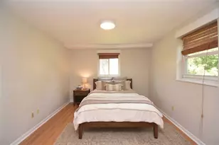 121 Glencoe Dr, West Mifflin, PA 15122 - Photo 8