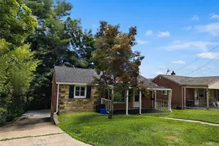 121 Glencoe Dr, West Mifflin, PA 15122 - Photo 2