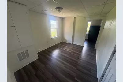 421 Ohio Ave #14, Clairton, PA 15025 - Photo 6