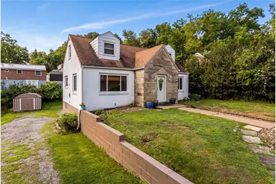 225 Bernardi Dr, Pittsburgh, PA 15214 - Photo 2