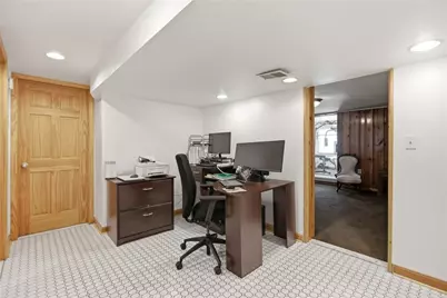 28 Lorraine Dr, Carnegie, PA 15106 - Photo 22