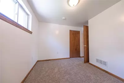 732 Valemont Dr, Verona, PA 15147 - Photo 14