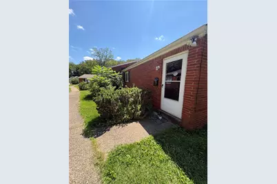 1 Penn Ridge Ct #19, Pittsburgh, PA 15235 - Photo 2