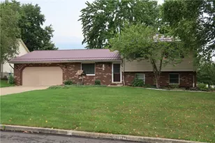 1505 Monticello Ave, Hermitage, PA 16148 - Photo 1