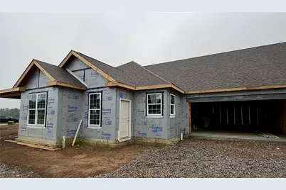142 Independence Drive #106A, Jefferson Township, PA 16023 - Photo 2