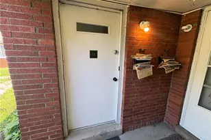 1 Penn Ridge Ct, Pittsburgh, PA 15235 - Photo 2