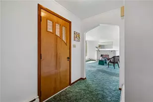 22 Mason Dr, Coraopolis, PA 15108 - Photo 2