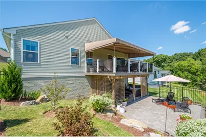 104 Ash Lane, Chartiers, PA 15342 - Photo 2
