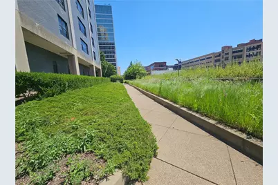 112 Washington Pl #12K, Pittsburgh, PA 15219 - Photo 16