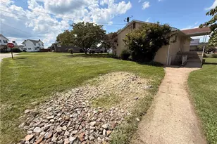 200 Social St, Perryopolis, PA 15473 - Photo 22