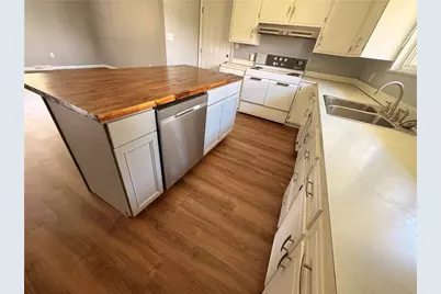 200 Social St, Perryopolis, PA 15473 - Photo 8