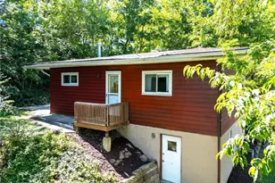 3 Hill St, Bridgeville, PA 15017 - Photo 32