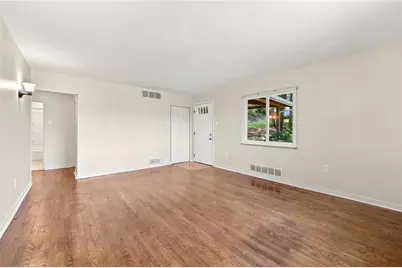 3 Hill St, Bridgeville, PA 15017 - Photo 4
