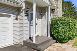 875 Harrington Ln, Somerset Boro, PA 15501 - Photo 8