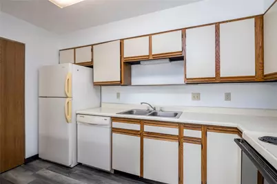 820 S Main St #303, Washington, PA 15301 - Photo 6