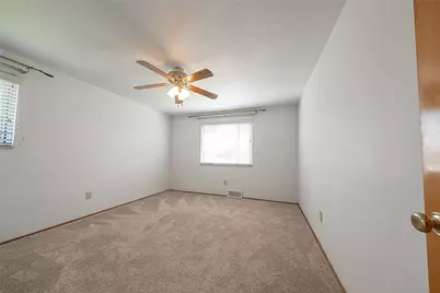 563 Meadowvale Drive, Harmar, PA 15024 - Photo 8