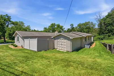 5102 McIntosh Dr, Hopewell Township, PA 15001 - Photo 36