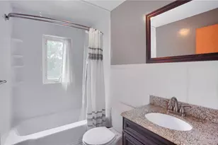 2425 Clearview Dr, Pittsburgh, PA 15116 - Photo 40