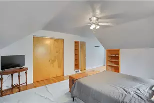 2425 Clearview Dr, Pittsburgh, PA 15116 - Photo 36
