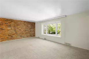 801 Hillaire Dr, Pittsburgh, PA 15243 - Photo 8