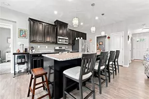 1006 Black Sands Dr, Penn Twp, PA 15644 - Photo 8